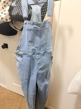 Amazon Essentials Light Blue Denim Overalls
